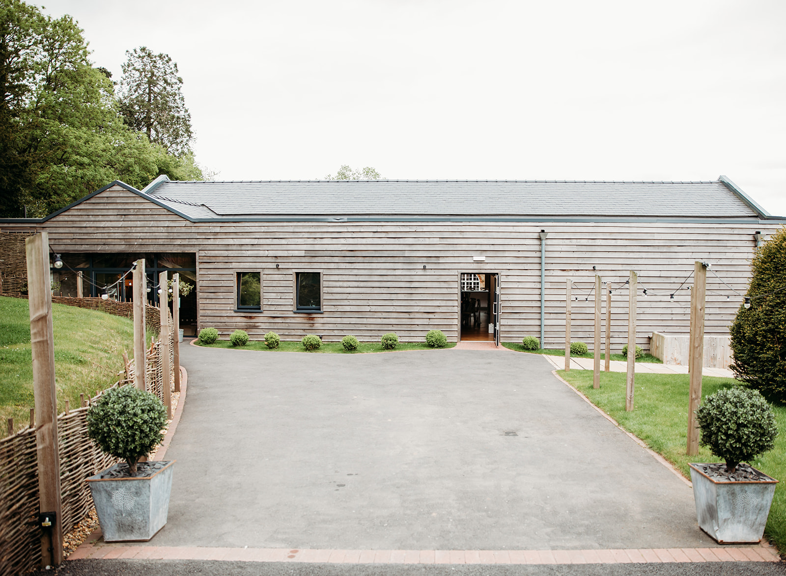 outdoor barn view of bredenbury court barns wedding venue