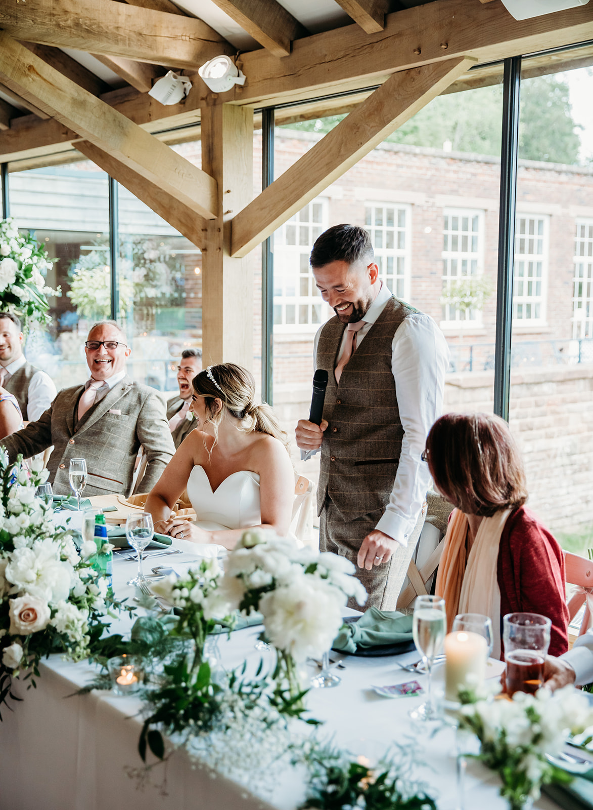 Grooms speech at herefordshire wedding reception 