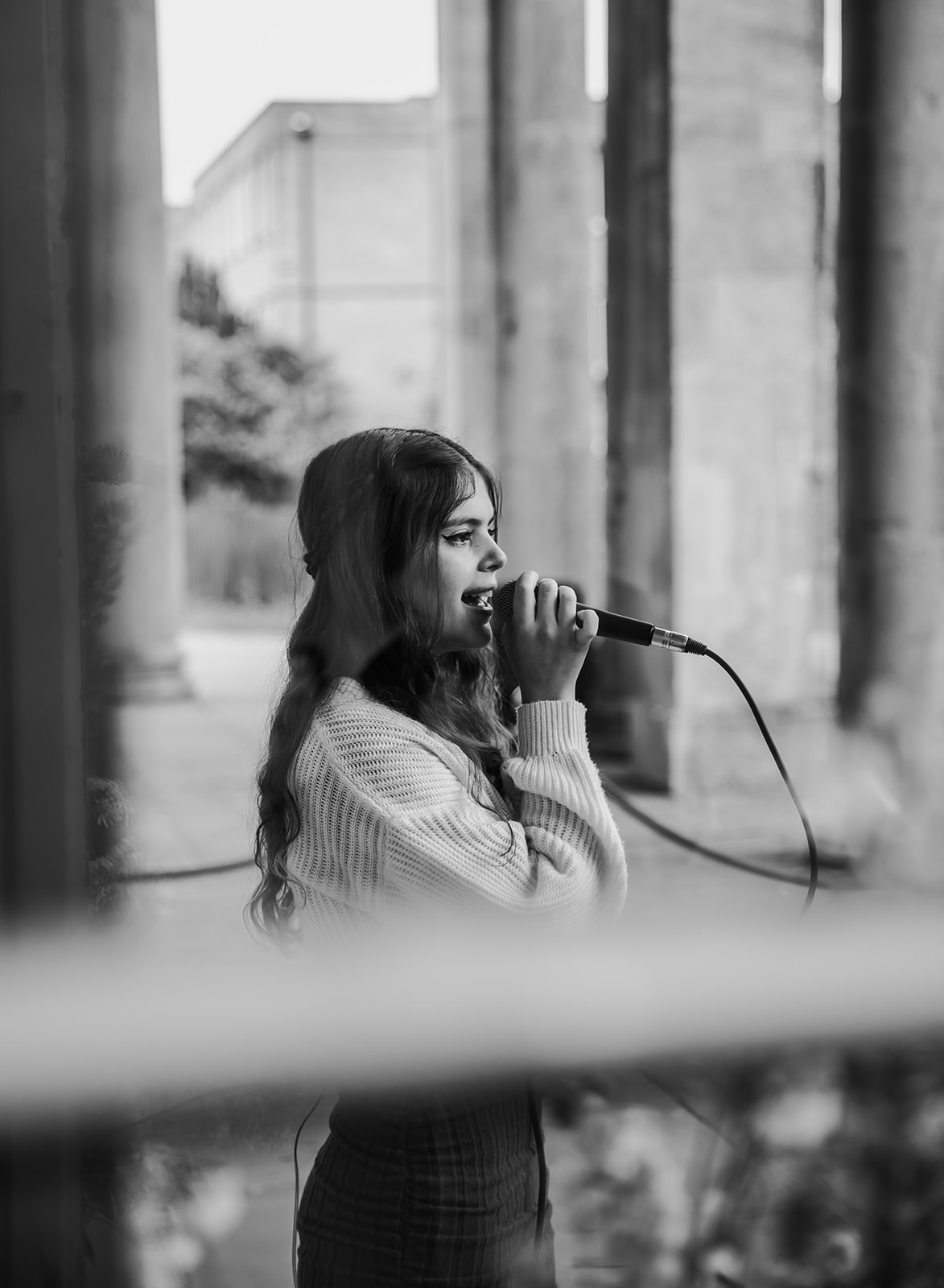 Live singer Jodie Lauren at Pitville Pump Room wedding reception